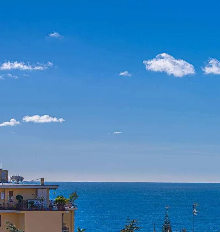 A 2 Passi Dal Mare Apartment Sanremo Italy